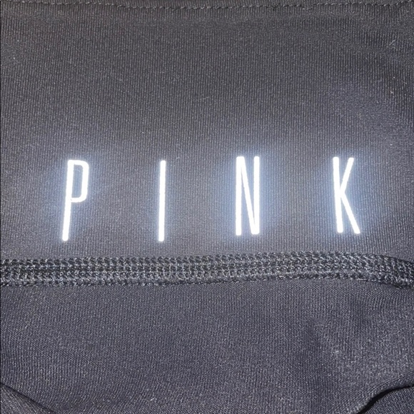 Women’s Pink Yoga Victoria Secret Capri Leggings - Picture 3 of 5